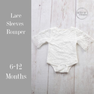 Lace Sleeves Romper in 6-12 Months